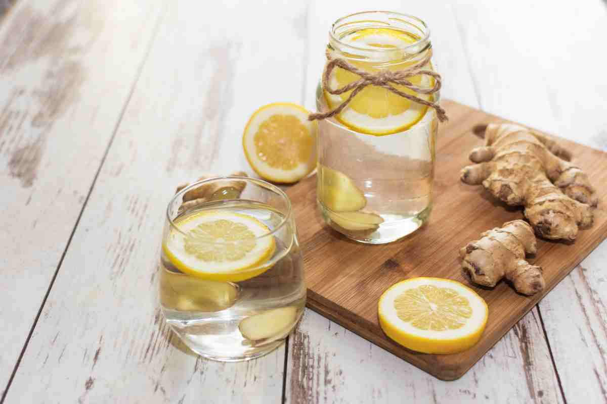 meilleure boissons pour maigrir la nuit : Infusion gingembre-citron