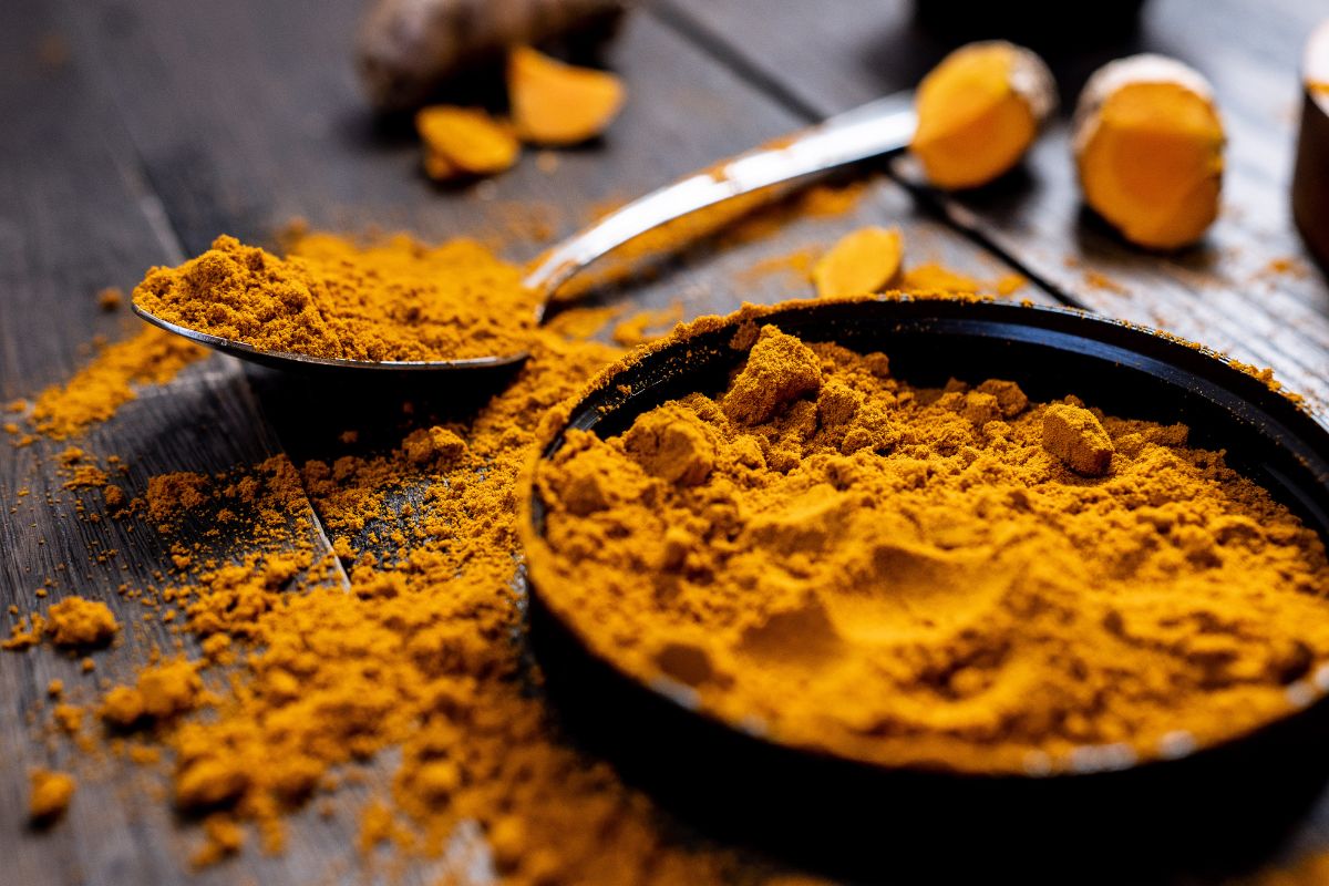 danger curcuma pour peau